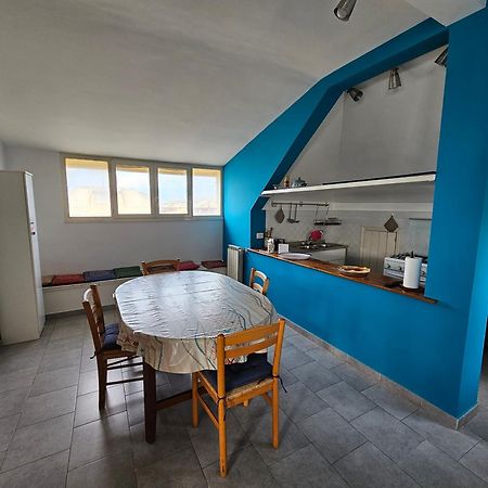 Attico Granelli Di Sabbia Apartment ลิโด ดิ ออสเตีย ภายนอก รูปภาพ